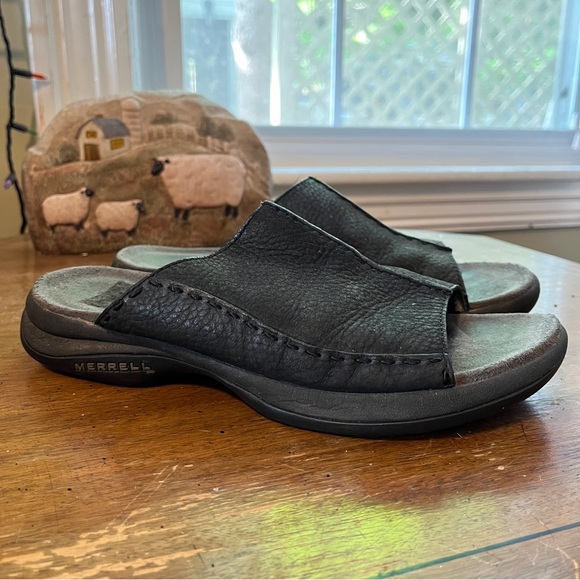 *SOLD* Merrell topo slide sandals - Picture 1 of 6